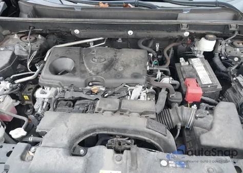 2019 Toyota Rav4 Xle from USA, damaged, VIN 2T3P1RFV1KW031016